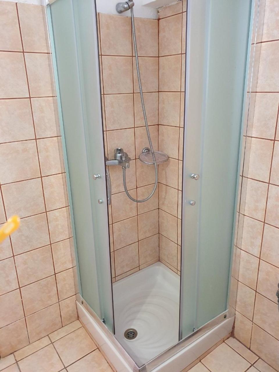 Bella Vista Hotel Studios & Apartments 파르가 객실 사진